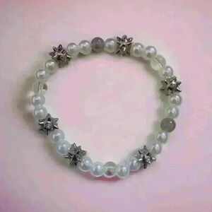 Pearl Handmade Stretch Bracelet. New Without Tags. Unisex